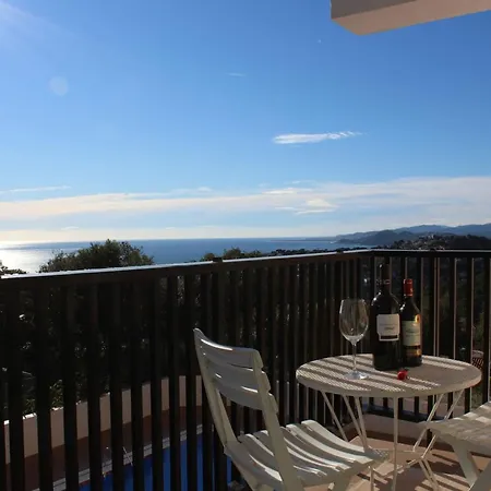 3 Bedrooms With Shared Pool Terrace And Wifi At Canyelles