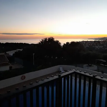 3 Bedrooms With Shared Pool Terrace And Wifi At Canyelles