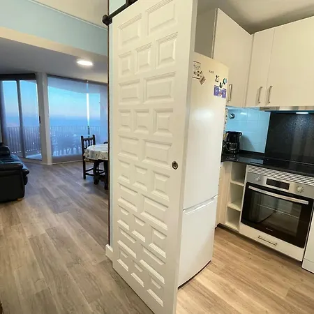 Lejlighed 3 Bedrooms With Shared Pool Terrace And Wifi At Canyelles Lloret de Mar