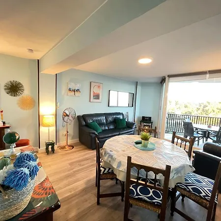 3 Bedrooms With Shared Pool Terrace And Wifi At Canyelles