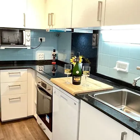 Lejlighed 3 Bedrooms With Shared Pool Terrace And Wifi At Canyelles Lloret de Mar