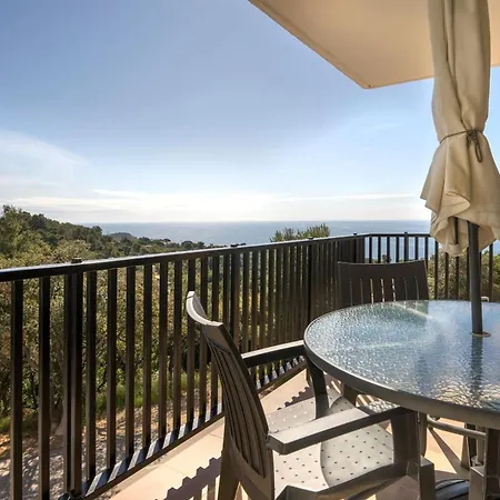 Apartment 3 Bedrooms With Shared Pool Terrace And Wifi At Canyelles