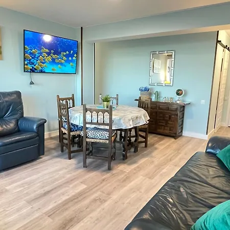 3 Bedrooms With Shared Pool Terrace And Wifi At Canyelles Apartment