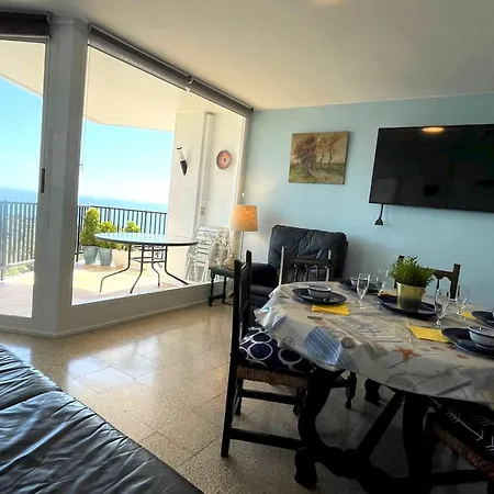 3 Bedrooms With Shared Pool Terrace And Wifi At Canyelles Lejlighed