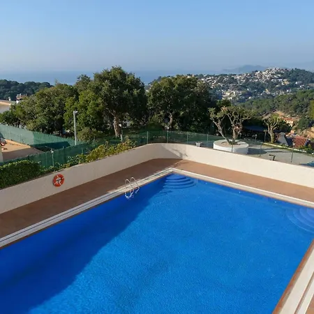 3 Bedrooms With Shared Pool Terrace And Wifi At Canyelles