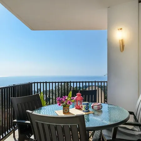 Lejlighed 3 Bedrooms With Shared Pool Terrace And Wifi At Canyelles