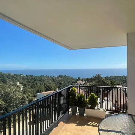 3 Bedrooms With Shared Pool Terrace And Wifi At Canyelles Lejlighed Lloret de Mar