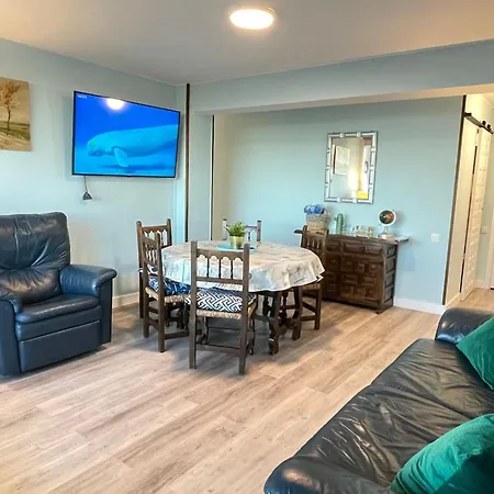 Lejlighed 3 Bedrooms With Shared Pool Terrace And Wifi At Canyelles Lloret de Mar